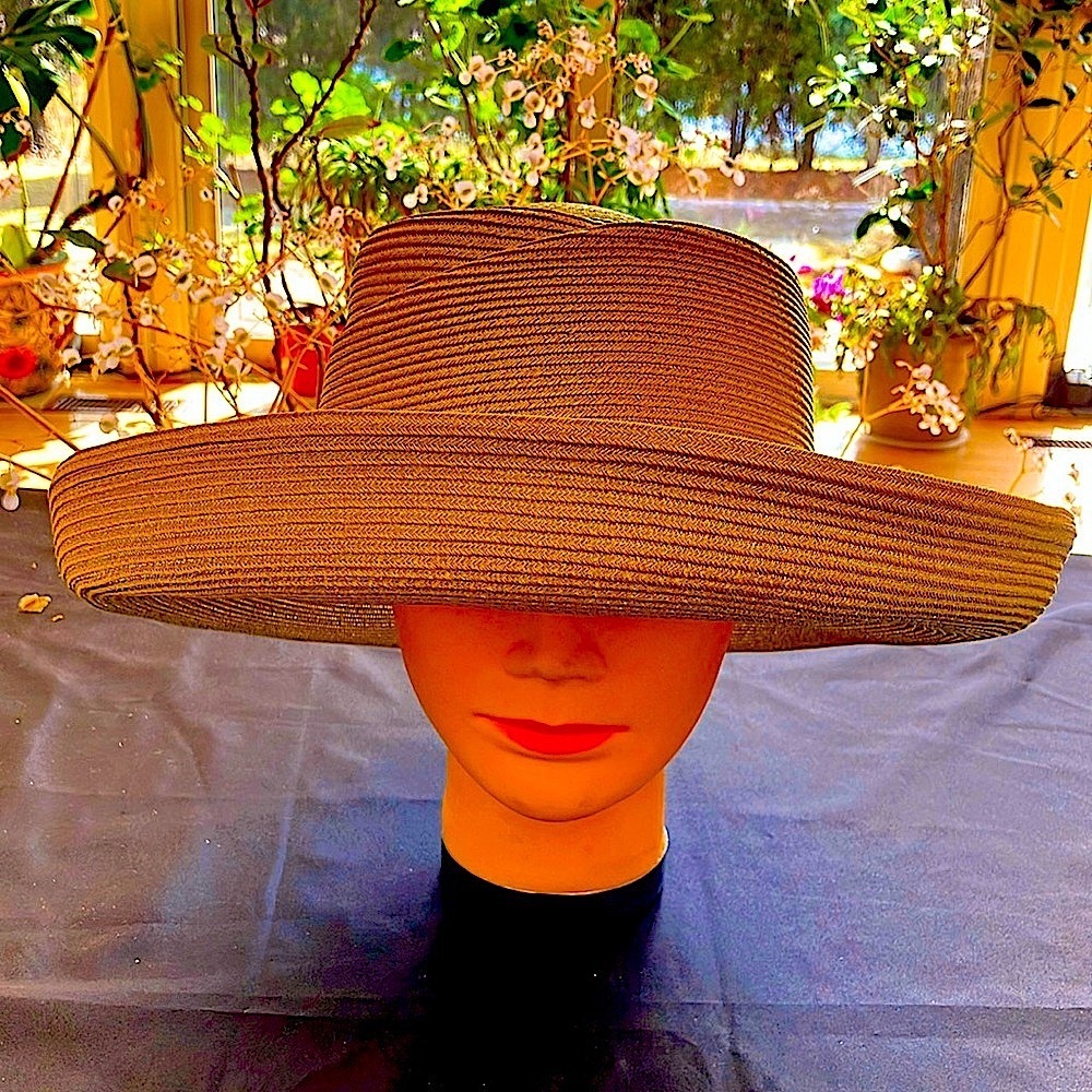 Elegant Crinoline Horsehair Metallic Gold Wide Brim Hat